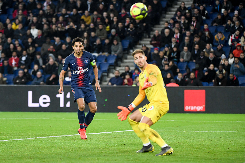 利物浦官方：伊萨克踝关节损伤+腓骨骨折，已于今日接受手术（利物浦官宣：伊萨克踝伤并腓骨骨折，今日已接受手术治疗）