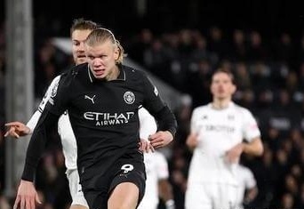 意甲战报：贝内德扎克点射、恩佐拉直红，比萨0-1帕尔马（意甲快讯：贝内德扎克点球建功、恩佐拉直红，比萨0-1帕尔马）