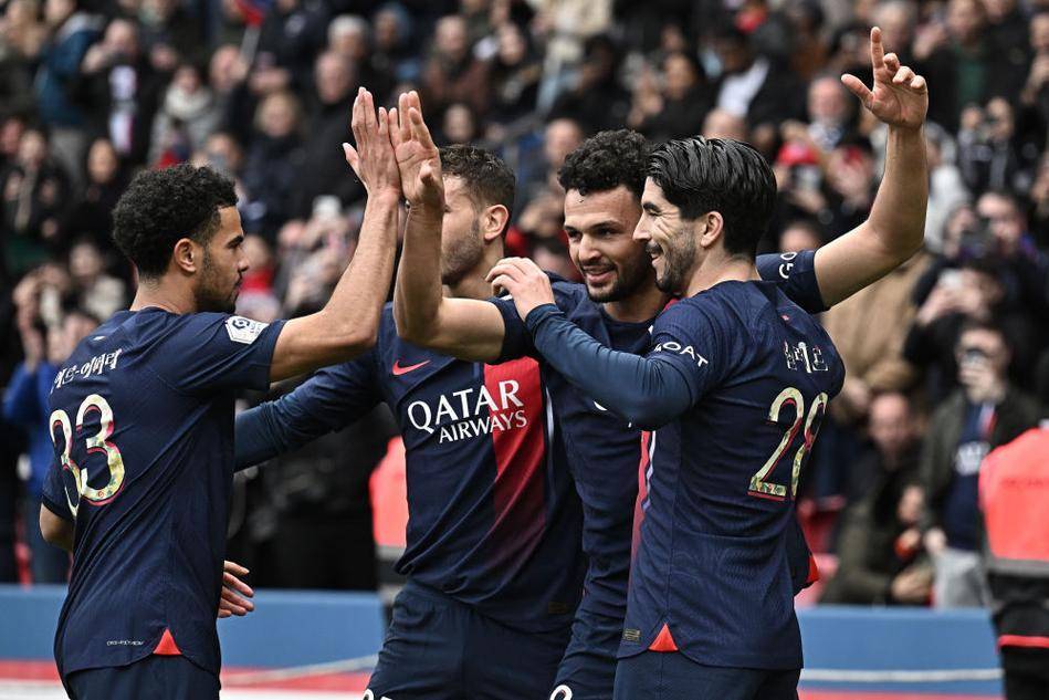 威少在他生涯效力的每一支球队，三双数都排在队史前十