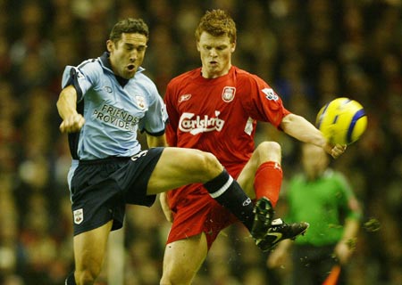 22岁巴西大中锋13场11球异军突起，安帅获完美拼图