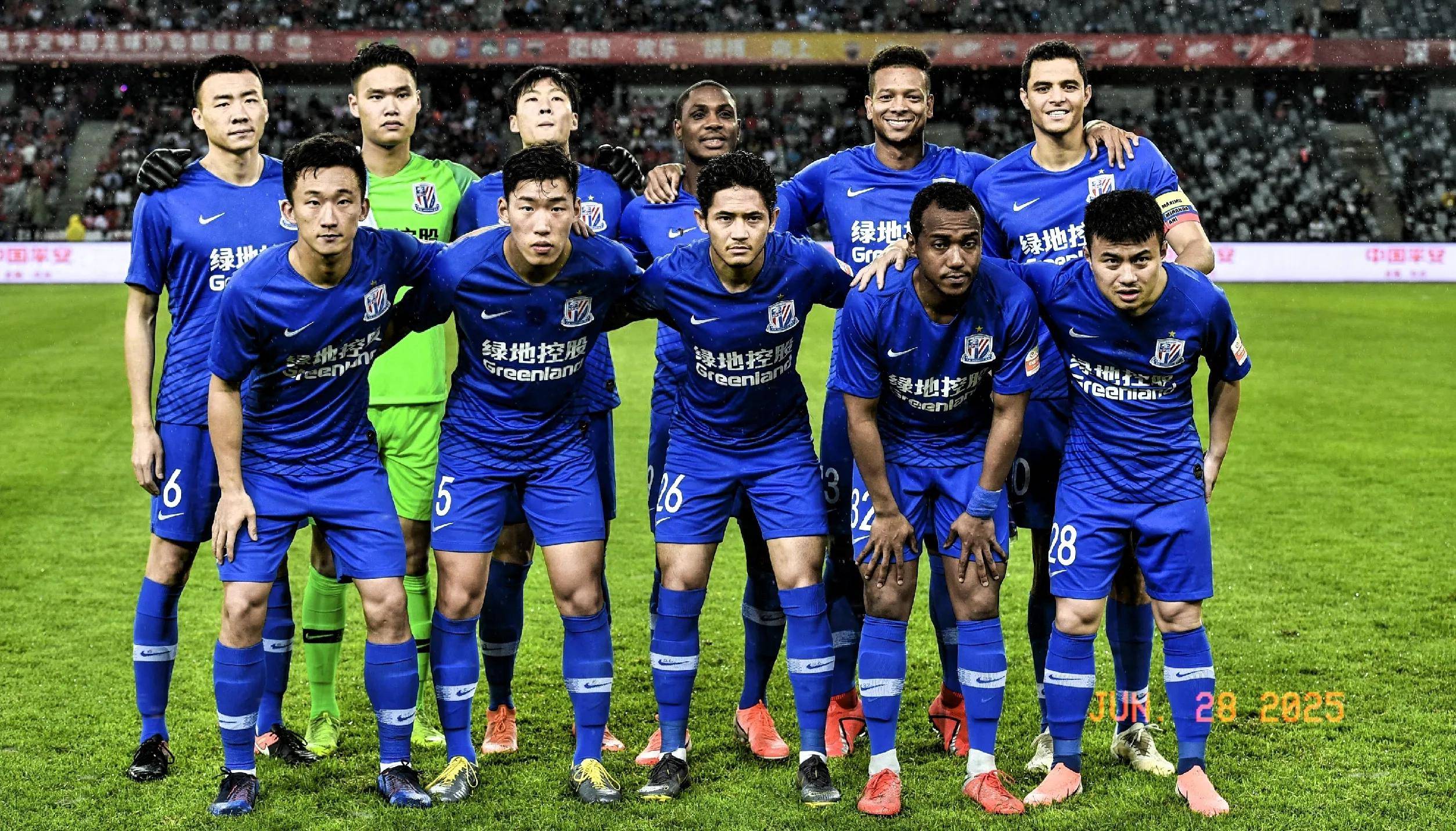 意媒：AC米兰和尤文图斯酝酿球员交易，或用德温特交换加蒂（意媒：米兰与尤文商议互换，德温特或与加蒂对调）