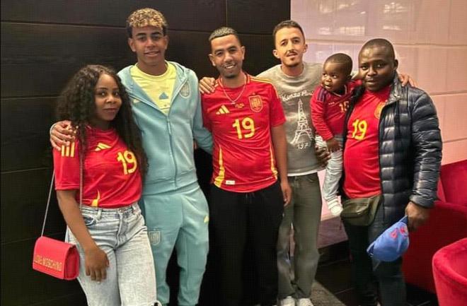 河南决战国安！三位久违强援露面，王刚单独挑大梁，新金主现场督战